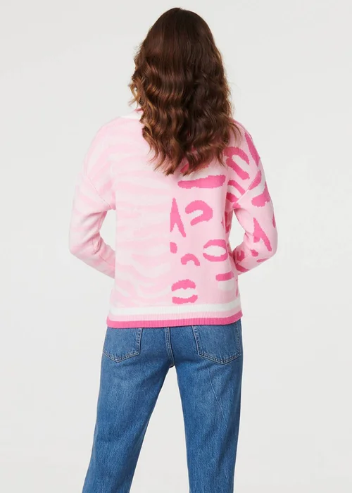 Izabel London Pink Animal Print Long Sleeve V-Neck Jumper - 10 Image 2