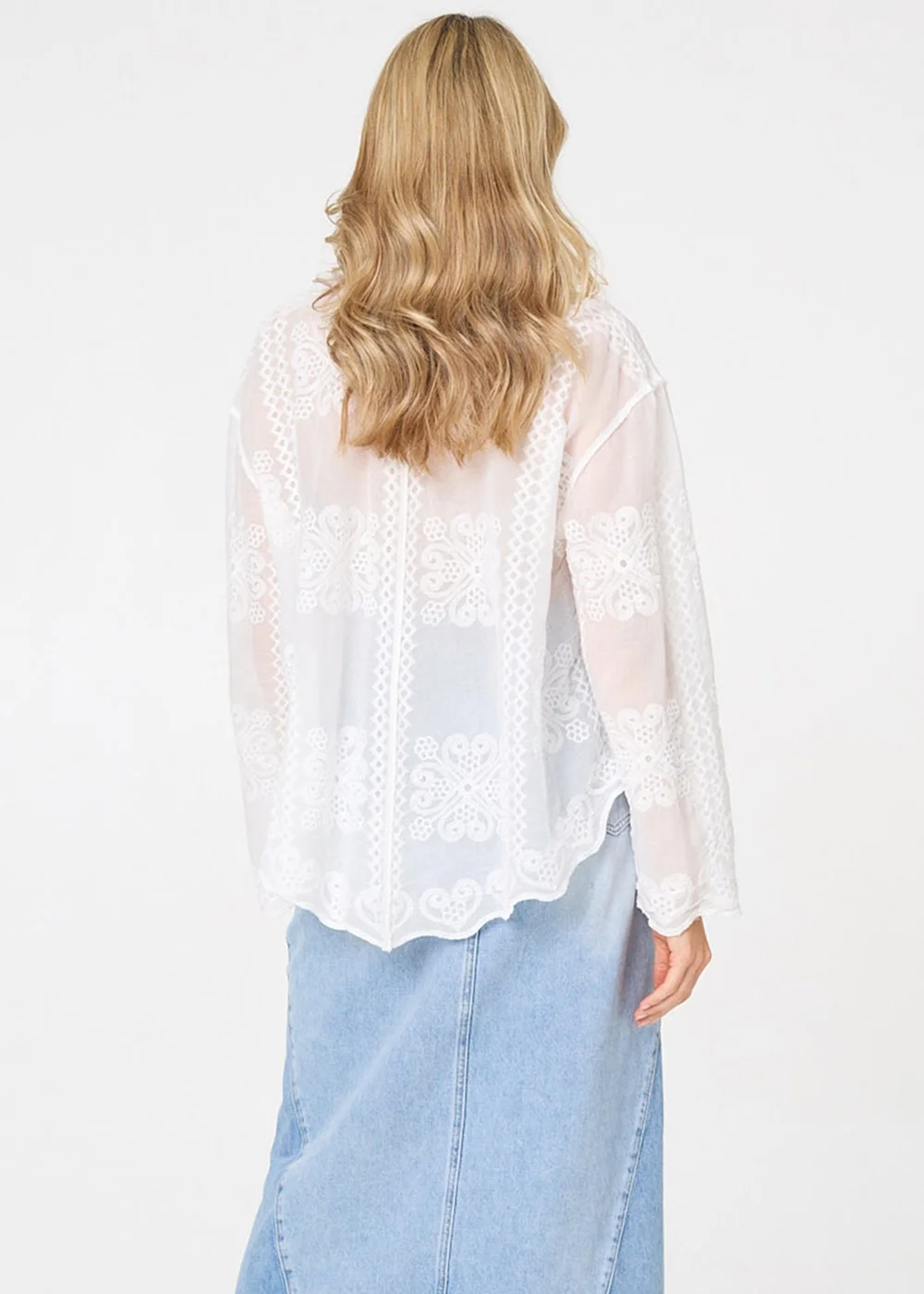 Izabel London White Embroidered Textured Long Sleeve Shirt - M/L Image 2