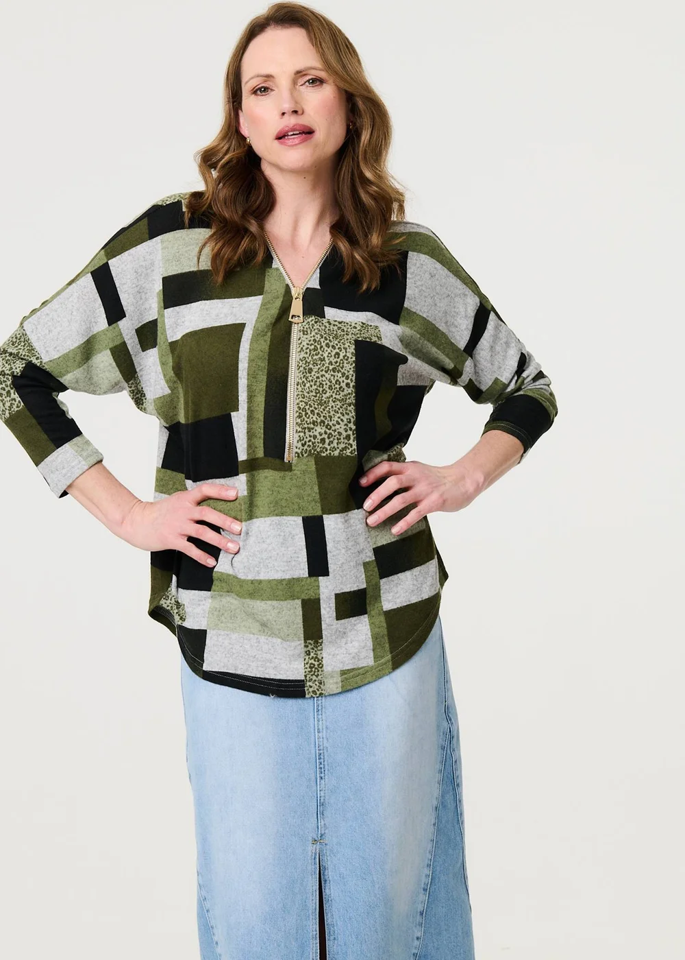 Izabel London Green Geo Print Zip V-Neck Curve Hem Top - 12 Image 1