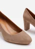 Where's That From Livia Camel Suede Mid Block Heel - Size 9 Image 5