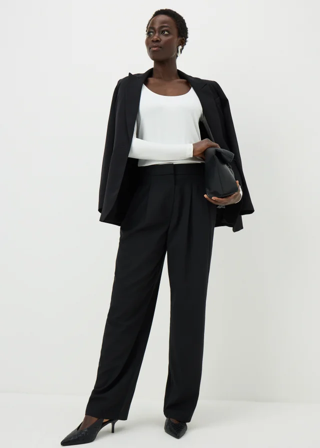 Cream Scoop Neck Long Sleeve Top