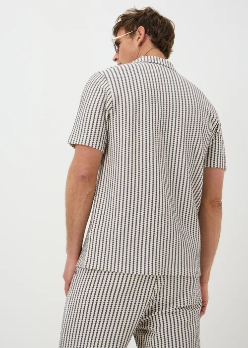 Ecru Diamond Textured Short Sleeve Co Ord Shirt - 3XL Image 3
