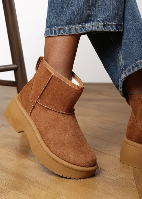 Where's That From Darcy Chestnut PU Platform Ankle Boots - Size 4 Image 1