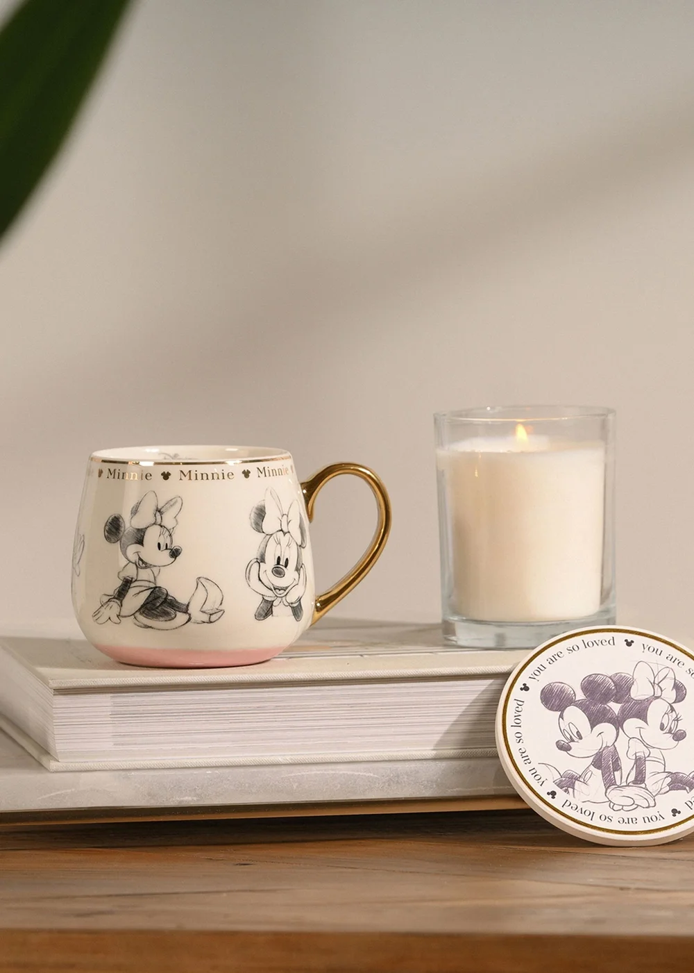 Disney Classic White Collectable Mug Minnie - One Size Image 6