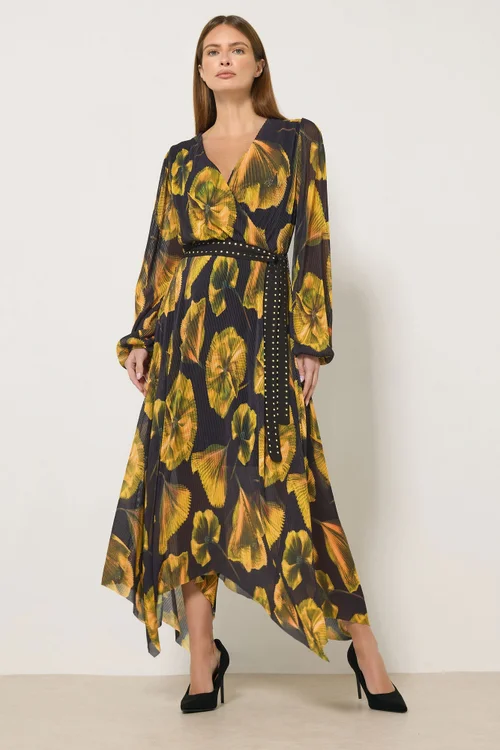 Star By Julien Macdonald Black Floral Mesh Pleated Maxi Dress - 22 Image 1