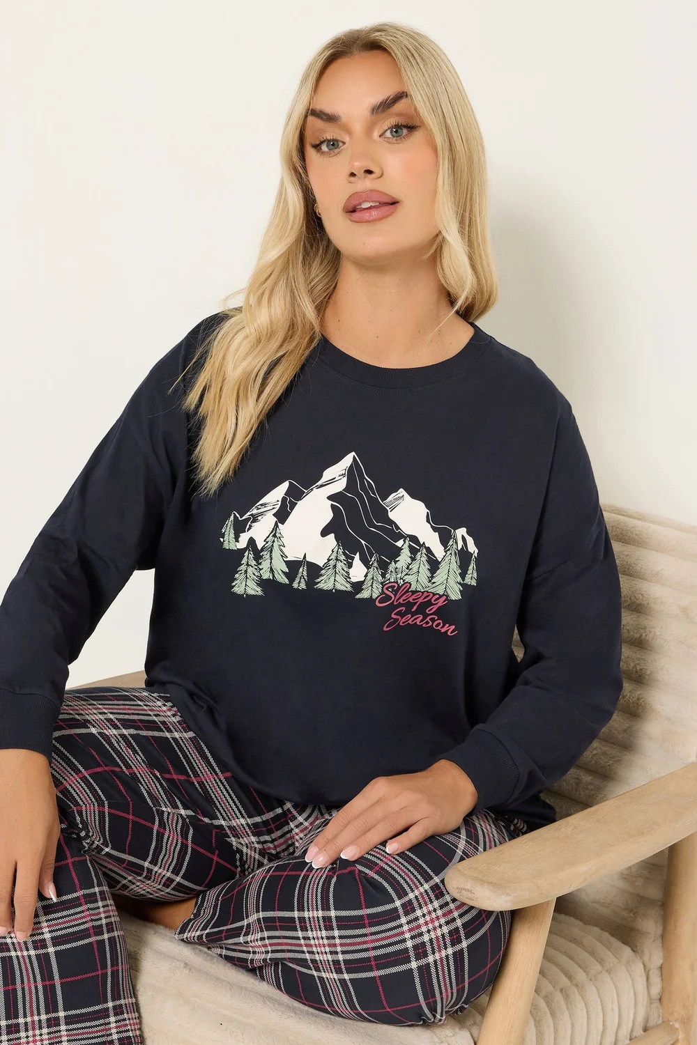 Yours Curve Blue 'Sleep Season' Check Pyjama Gift Set - Size 22-24 Image 2