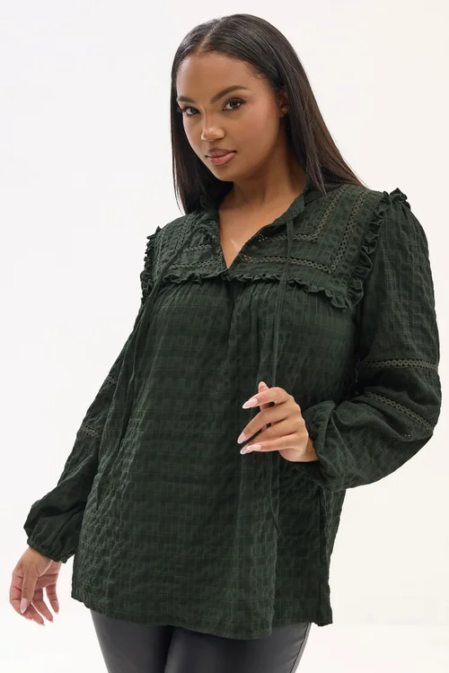 Yours Curve Green Textured Crochet Trim Top - Size 22-24 Image 1