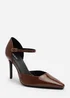 Where's That From Tiana Brown Pointed Court Heels - Size 6 Image 3