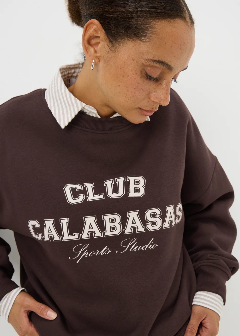 Chocolate Calabasas Graphic Sweatshirt - Small Image 2