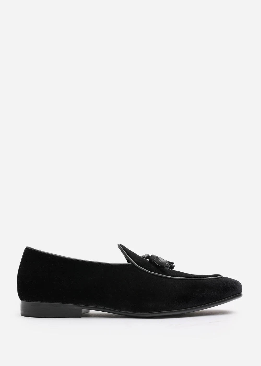 Where's That From Finley Black Velvet Tassel Loafer Dress Shoes - Size 11 Image 2