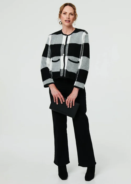 Izabel London Black & White Checkered Long Sleeve Cropped Cardigan - 8-10 Image 4