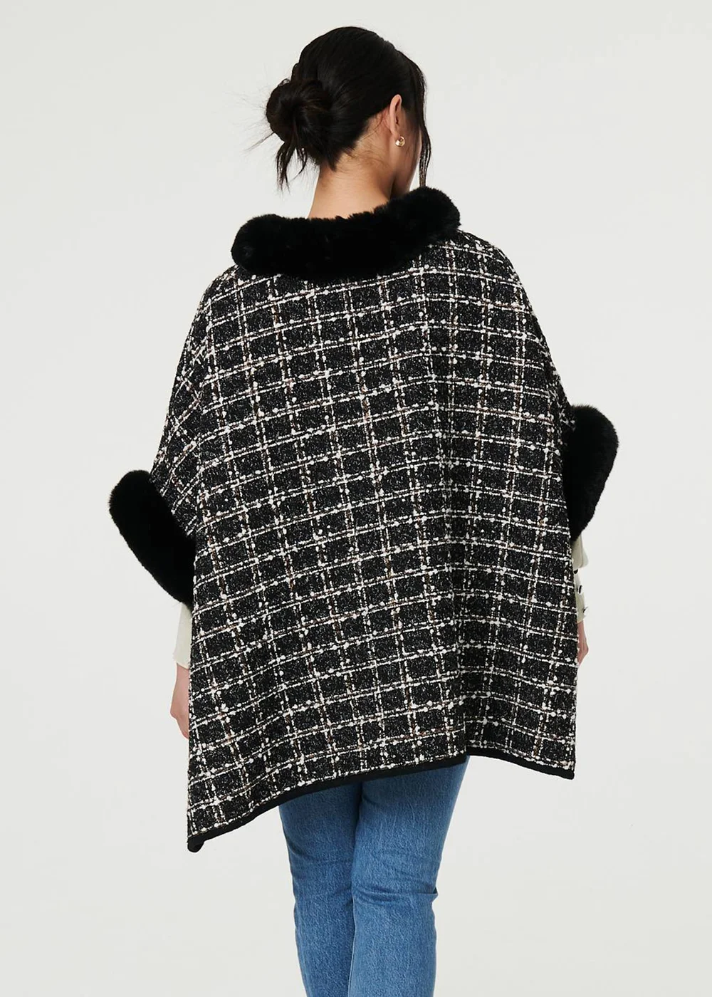 Izabel London Black Checked Faux Fur Trim 3/4 Sleeve Poncho - One Size Image 2