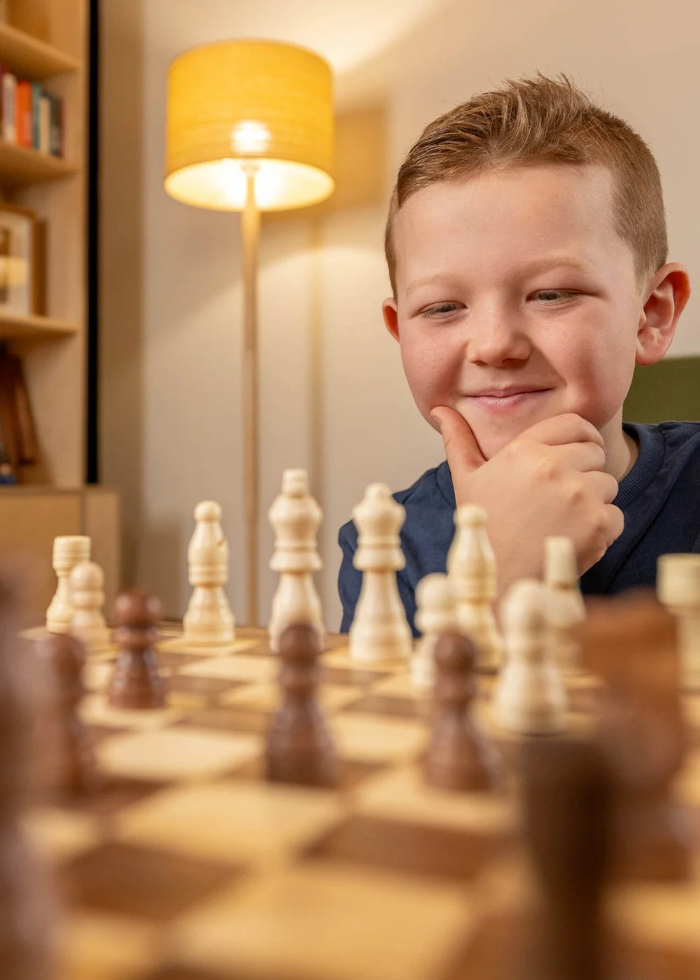 Toyrific 2 In 1 Chess & Draughts Brown - One Size Image 2