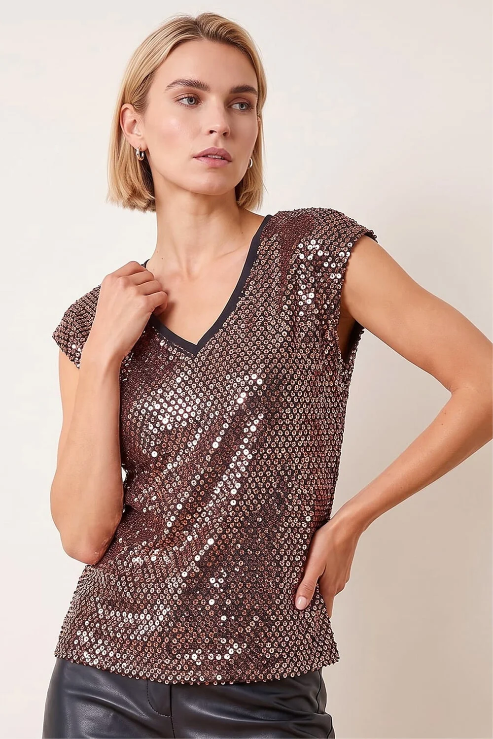 Roman Bronze Sequin V-Neck Stretch Top - 12 Image 2