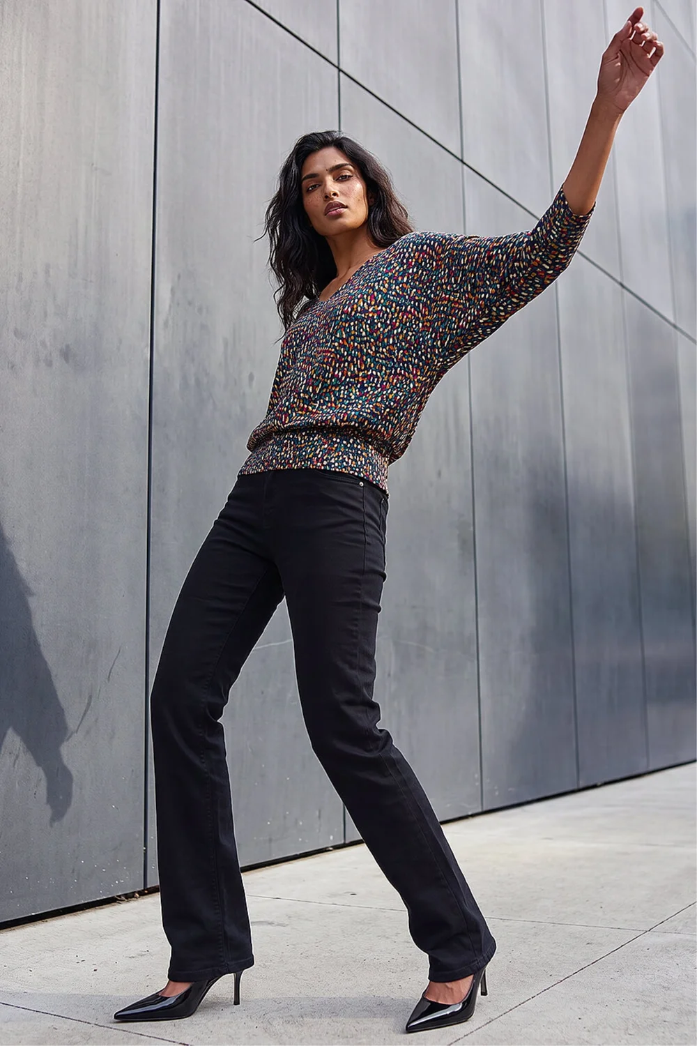 Roman Green Abstract Bubble Hem Top - 20 Image 4