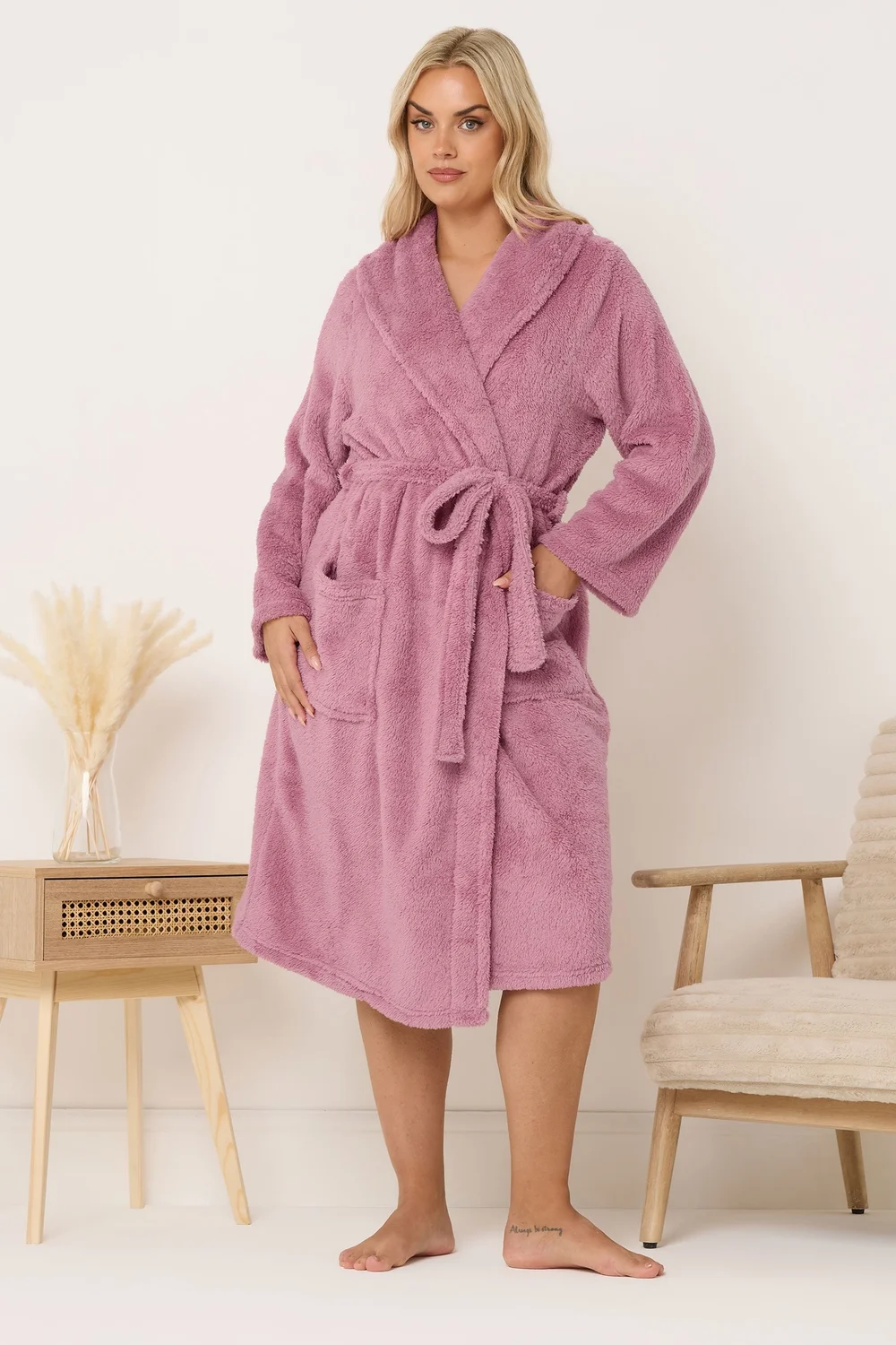 Yours Curve Pink Shawl Dressing Gown - Size 38-40 Image 1