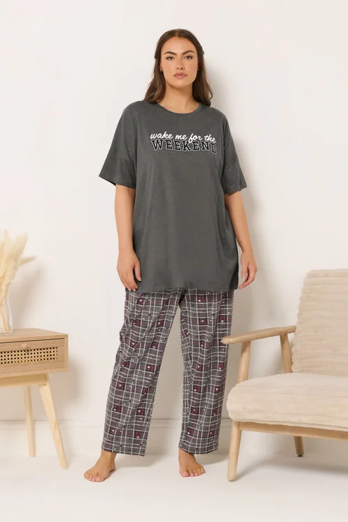 Yours Curve Grey 'Wake Me For The Weekend' Slogan Pyjama Top - Size 30-32 Image 4
