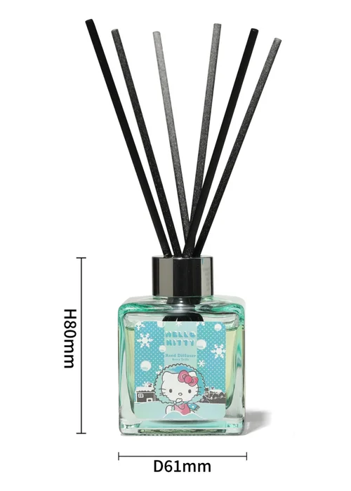 Hello Kitty Berry Triffle 100ml Blue Reed Diffuser - 100ml Image 3