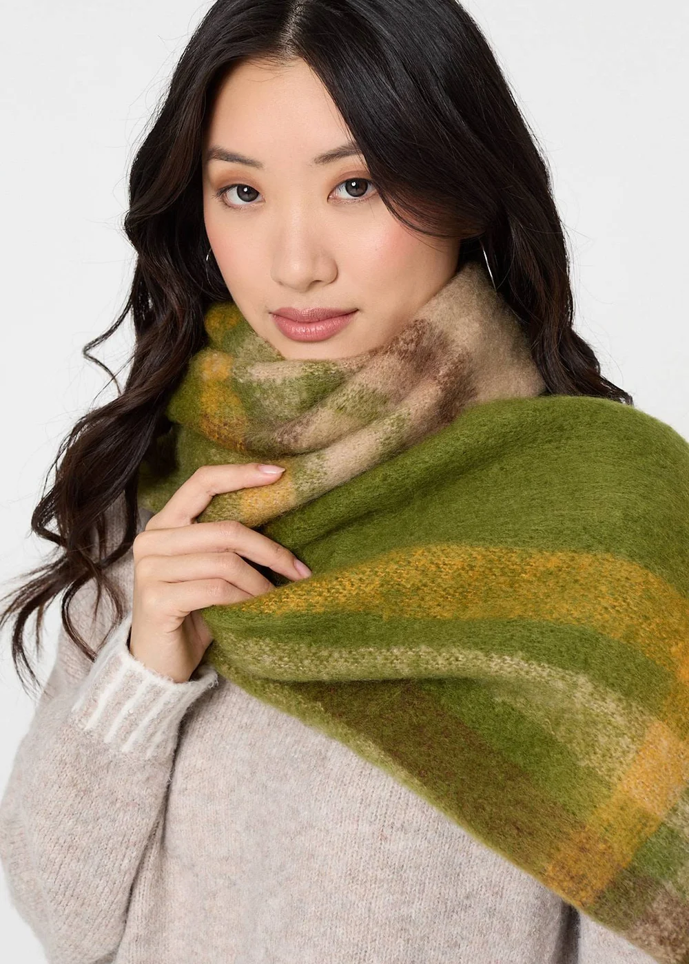 Izabel London Green Checked Print Fringed Oversized Scarf - One Size Image 2