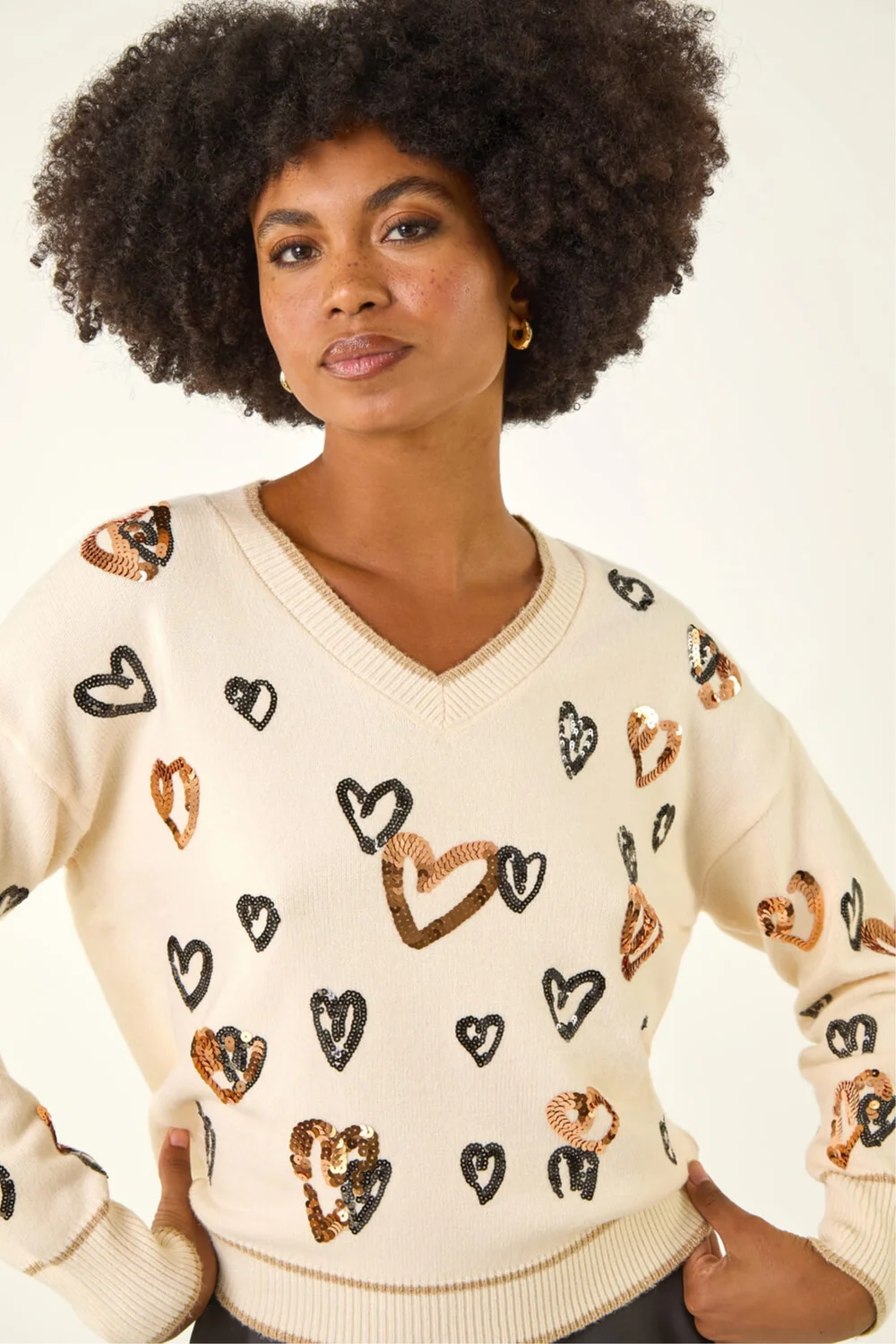 Roman Ivory Scattered Heart V-Neck Knit Jumper - Size 14 Image 1