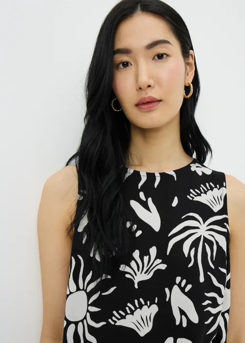 Black Sun Print Vest Co Ord Top - 20 Image 3