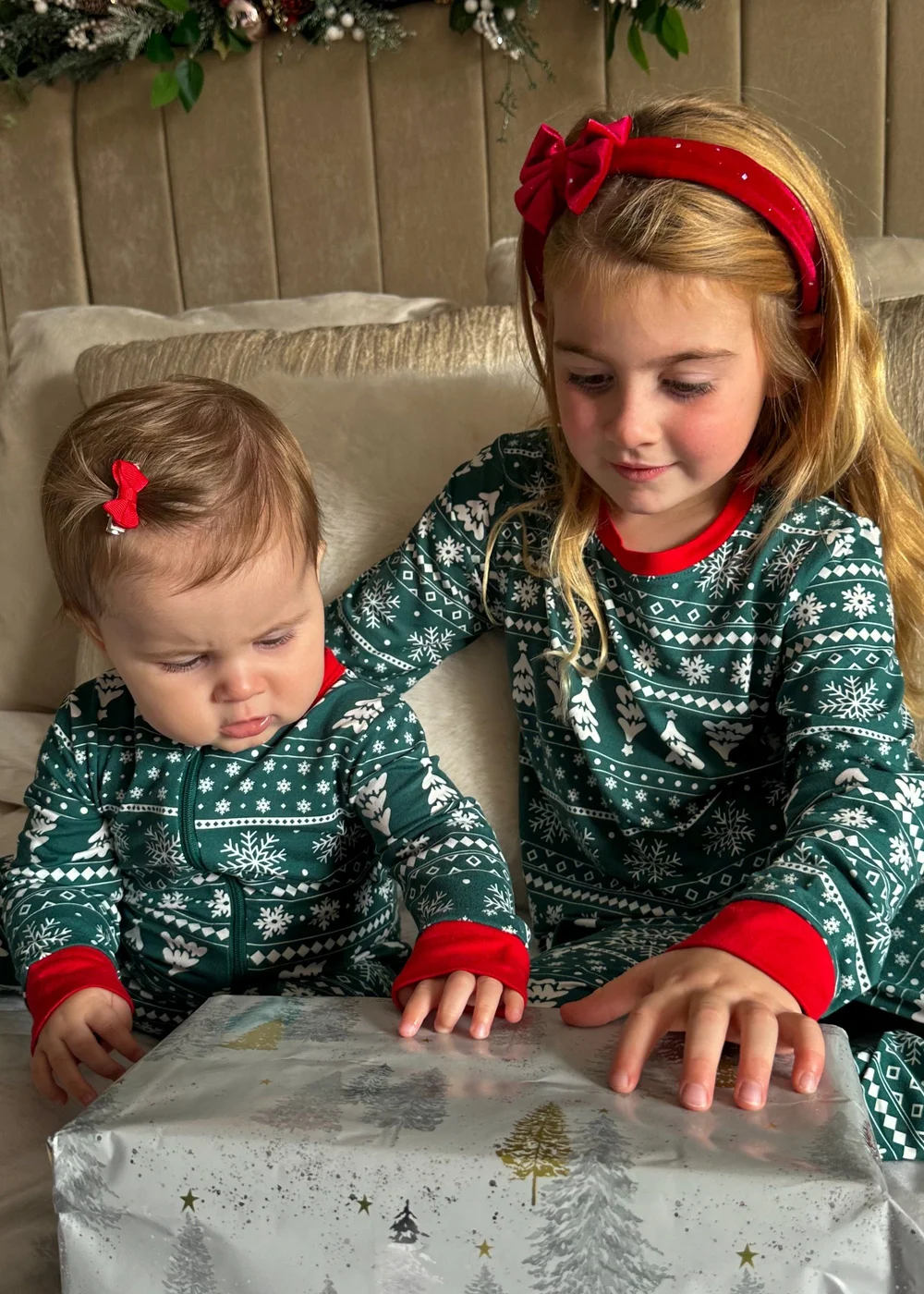 My Christmas Pyjamas Green Yuletide Children's Two-Piece Long Matching Pyjama Set (18m-14yrs) - Age 2-3 Years Image 5