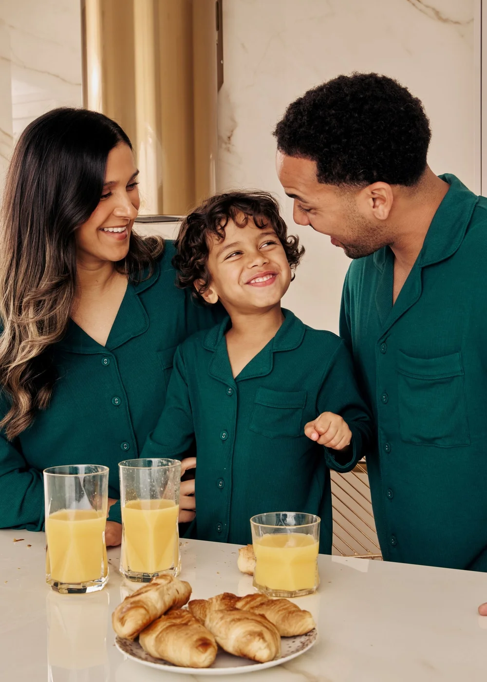 Pyjamily Emerald Green Midnight Jewel Men's Two-Piece Short Matching Pyjama Set - M Image 4