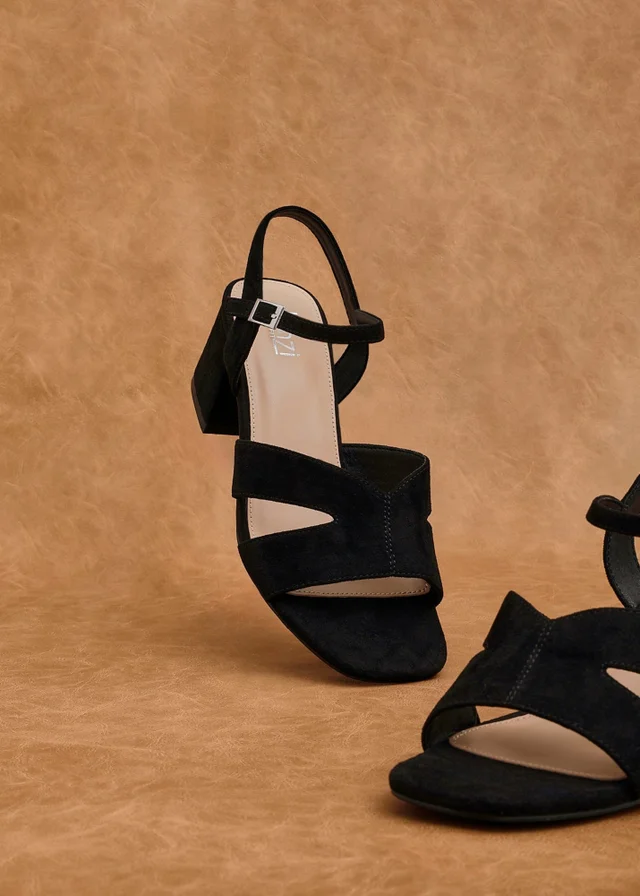 Linzi Empire Wide Fit Black Faux Suede Link Detail Block Heels