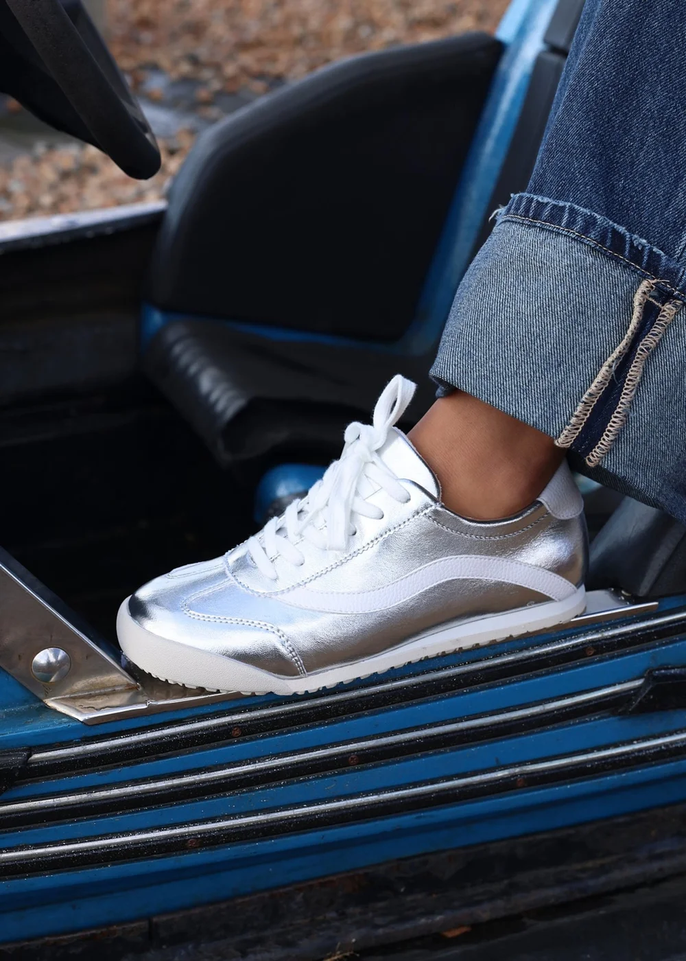 Linzi Flash Silver Retro Style Trainers - Size 4 Image 6