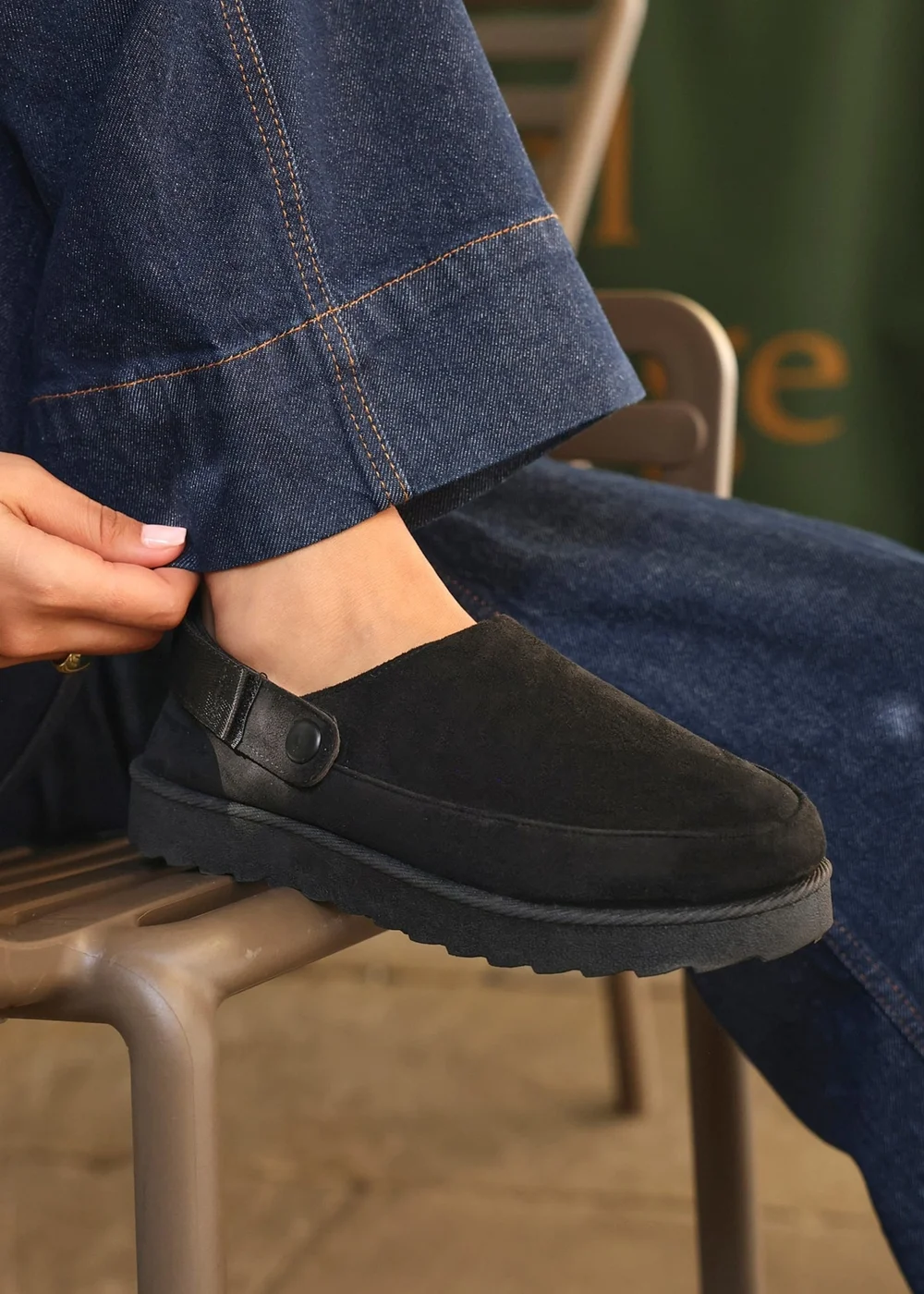 Linzi Teddy Black Slip-On Slingback Clog - Size 5 Image 1