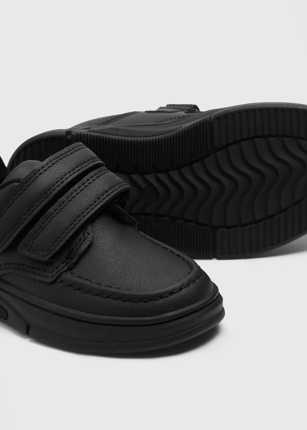 Boys Black Rip Tape School Shoe (Younger 8-Older 6) - 8 infants Image 2