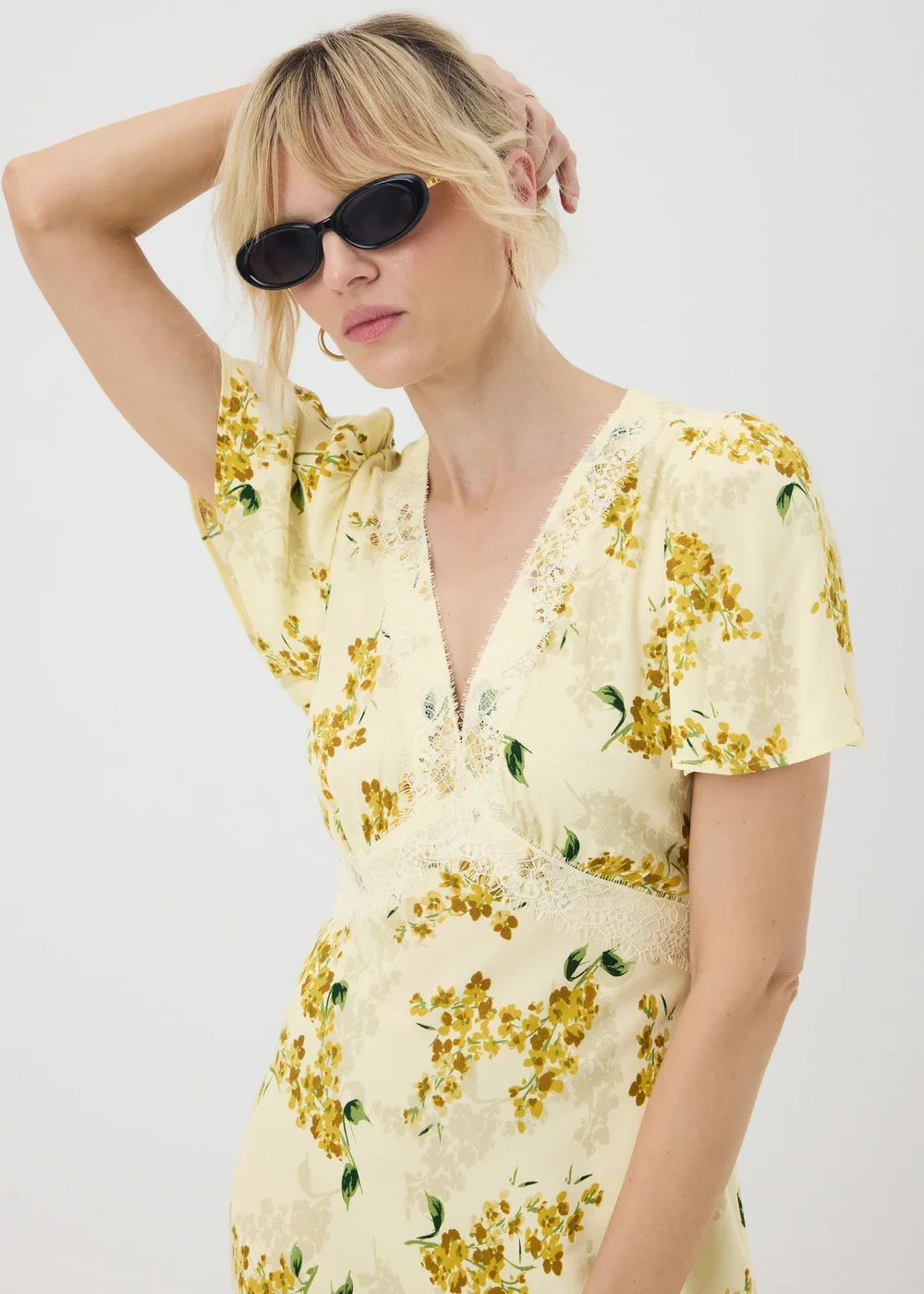Yellow Floral Lace Midi Tea Dress - 26 Image 3