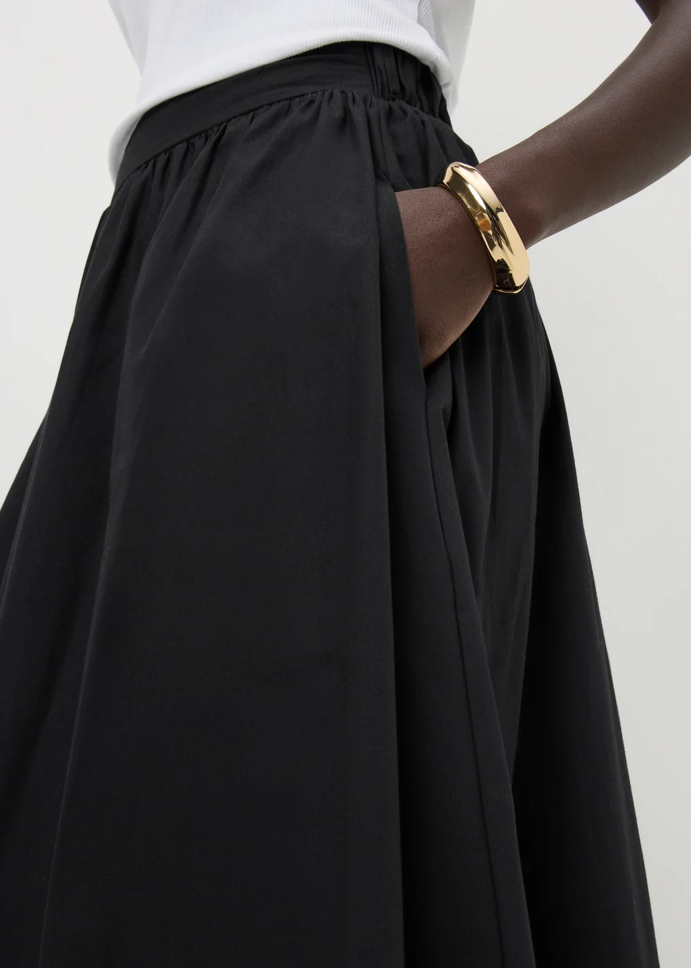 Black Poplin Maxi Skirt - 22 Image 3