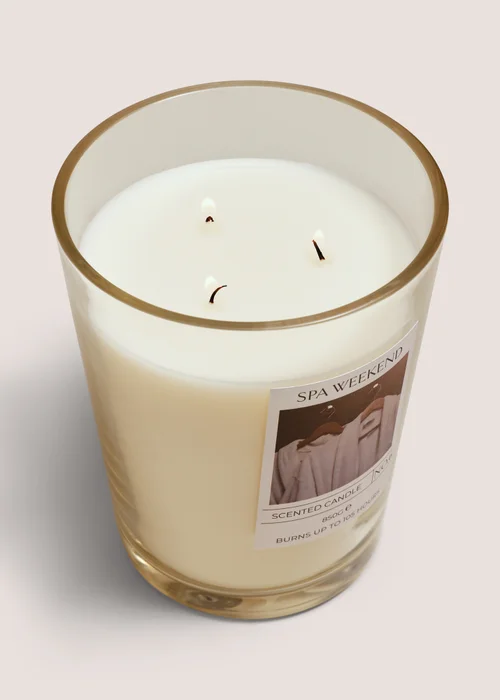 Spa Weekend Large Candle Image 2