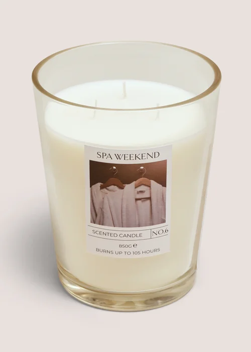 Spa Weekend Large Candle Image 1