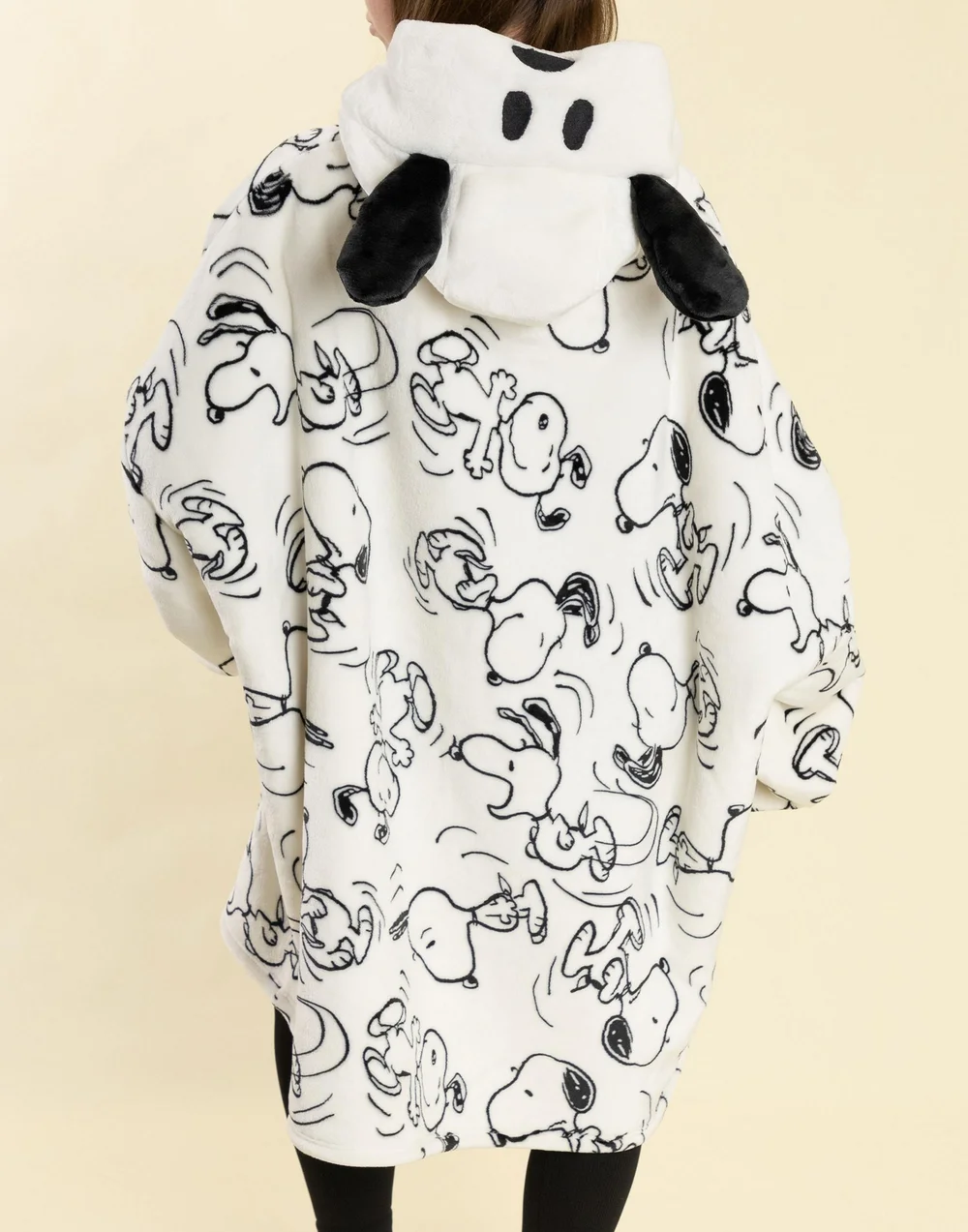 Vanilla Underground Snoopy White Blanket Hoodie - One Size Image 2