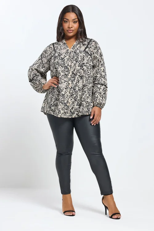 Yours Curve Cream Spot Stud Detail Blouse - Size 26-28 Image 2