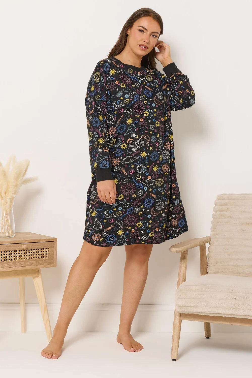 Yours Curve Black Celestial Long Sleeve Nightdress - Size 30-32 Image 2