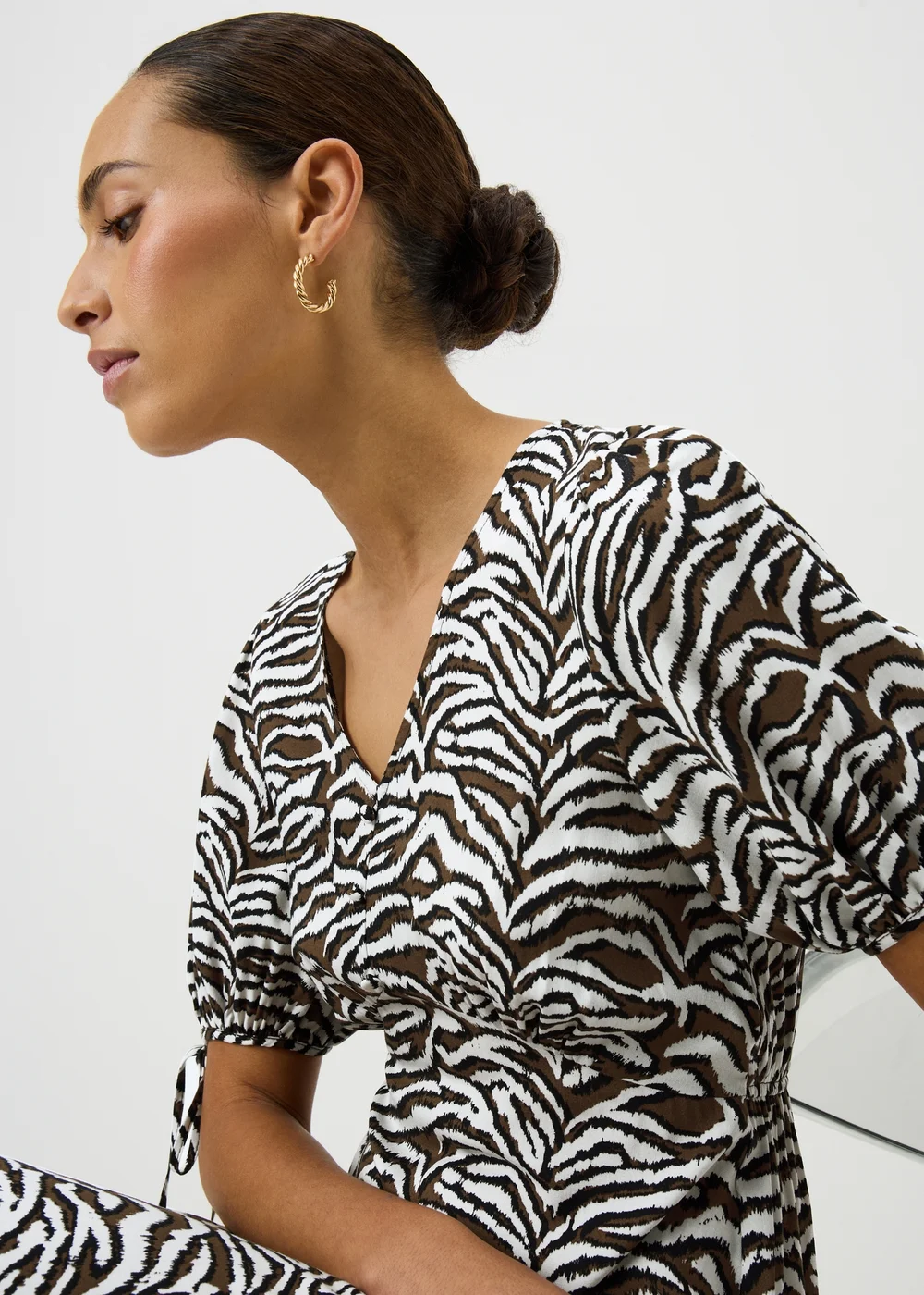 Brown Zebra Print Midi Tea Dress - 8 Image 3
