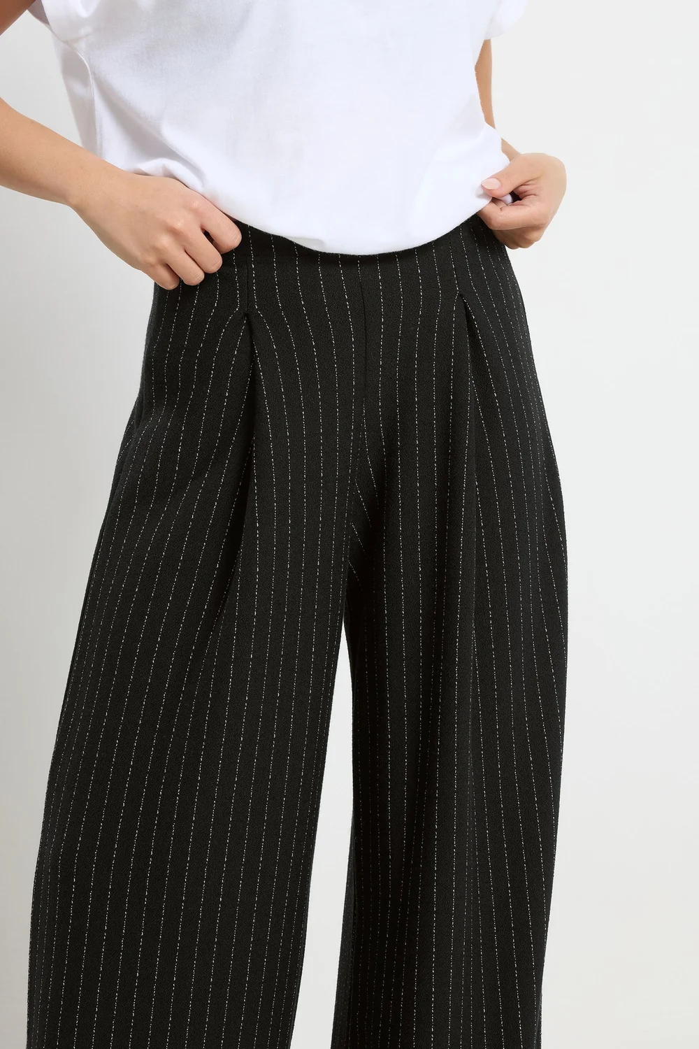 PixieGirl Petite Black Pinstripe Palazzo Wide Leg Trousers - 10 Image 4