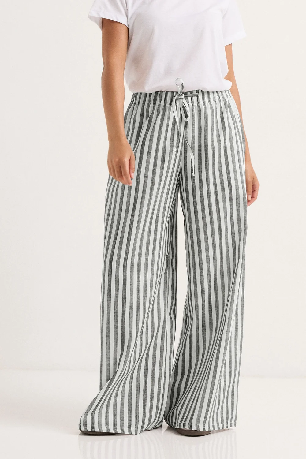 PixieGirl Petite Grey Striped Wide Leg Trousers - Size 18 Image 2