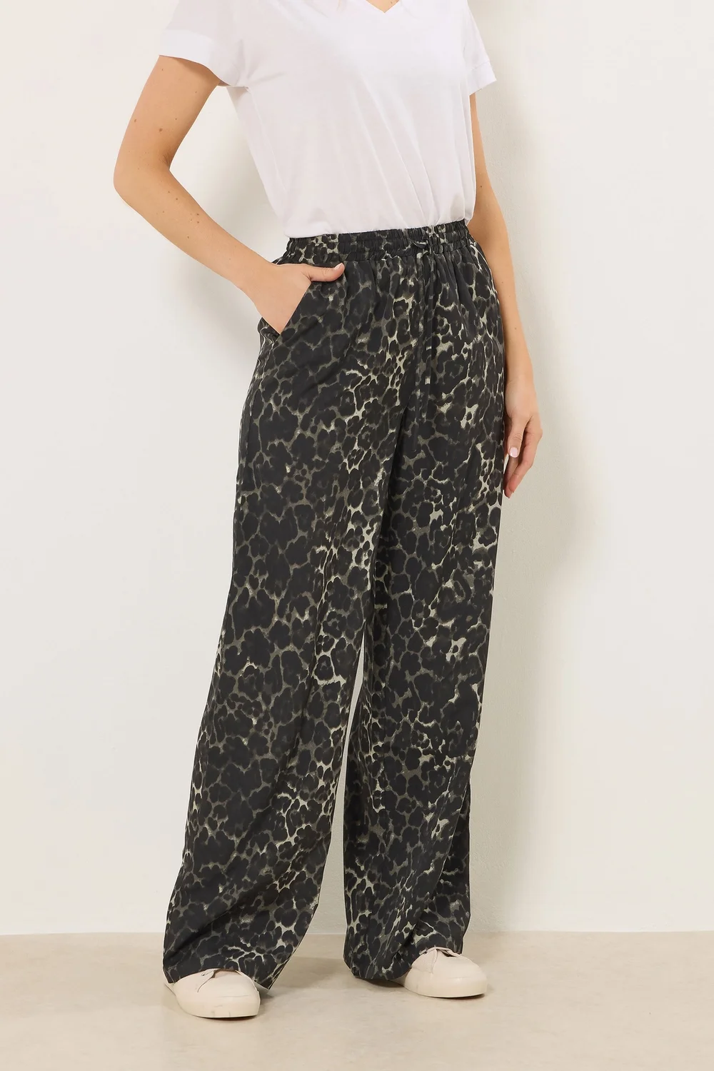 Long Tall Sally Grey Leopard Print Wide Leg Trousers - Size 14, Leg 36 Image 2