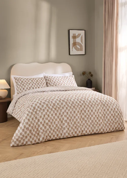Hoem Nyhavn Checkerboard Reversible Tobacco Duvet Cover Set - Single Image 1