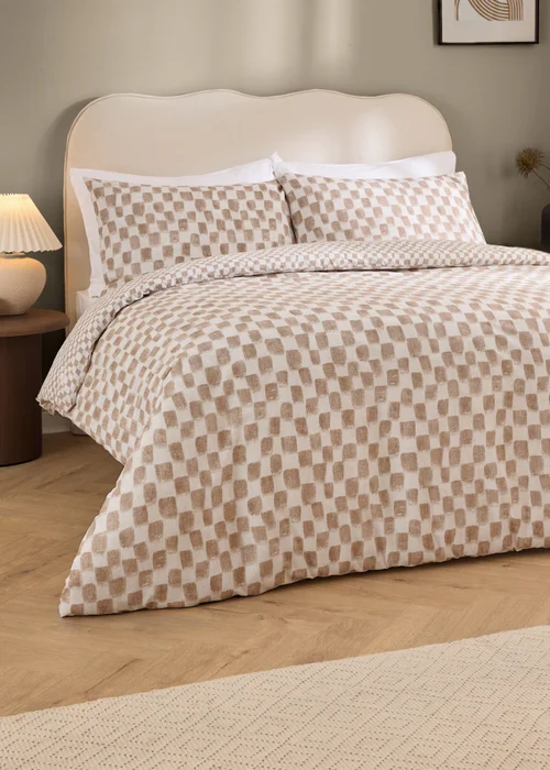 Hoem Nyhavn Checkerboard Reversible Tobacco Duvet Cover Set - Single Image 3
