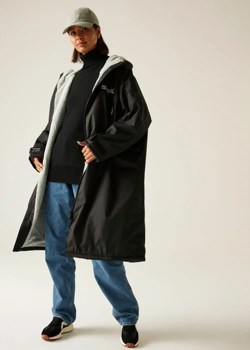 Regatta Black Waterproof Robe - S/M Image 5
