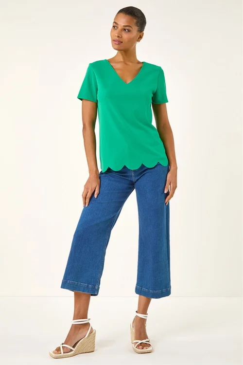 Roman Green Scalloped Hem V-Neck T-Shirt - Size 14 Image 2