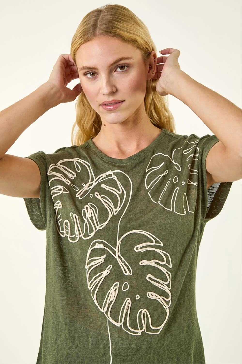 Roman Khaki Textured Leaf T-Shirt - Size 20 Image 1