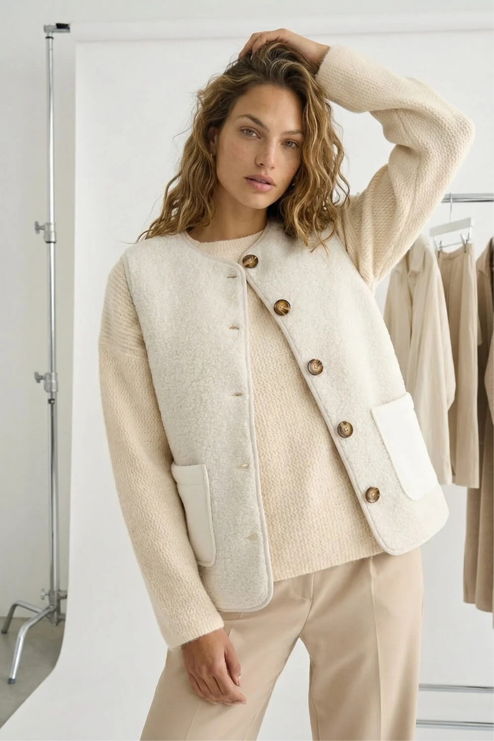 Roman Ivory Fleece Pocket Gilet - 12 Image 1