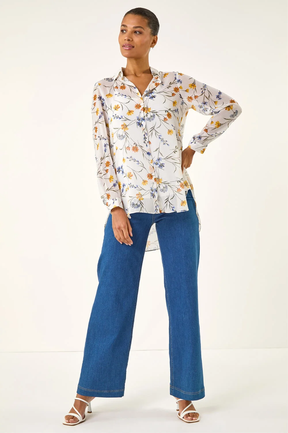 Roman White Shimmer Floral Print Button Blouse - Size 18 Image 2