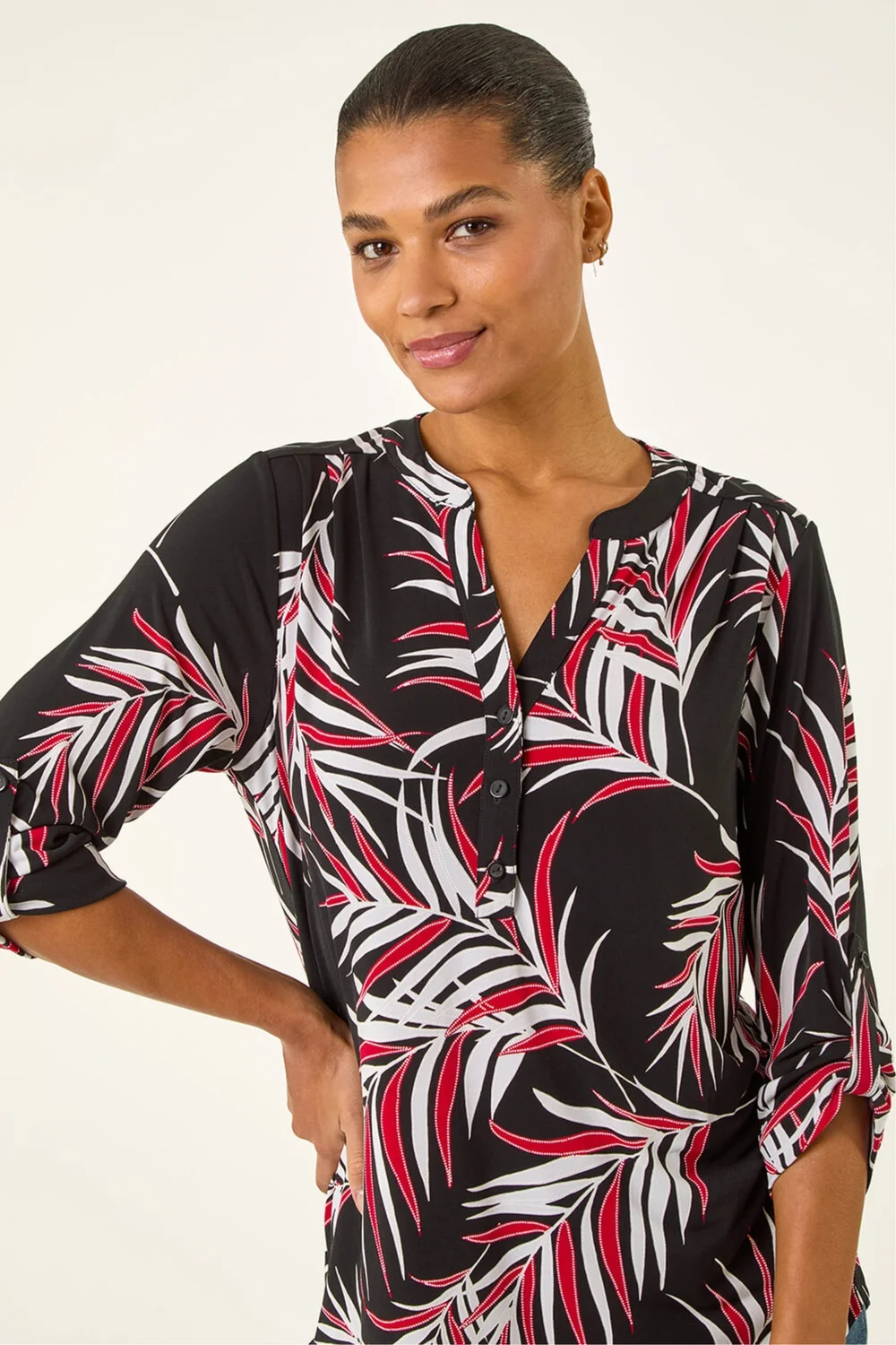 Roman Red Textured Leaf Puff Print Shirt - Size 14 Image 4